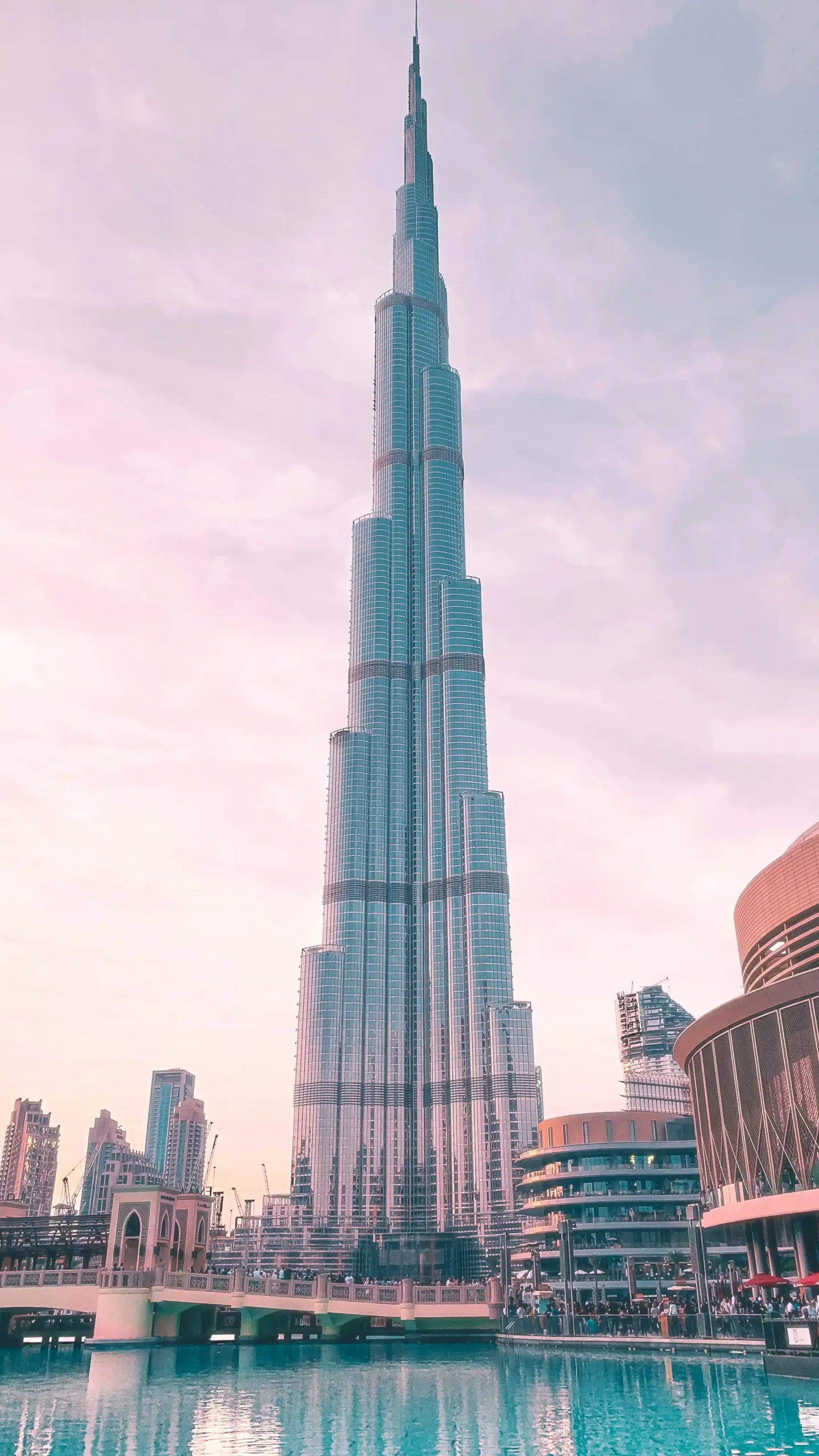 Burj Khalifa: Facts, Height, History, and Design of the World’s Tallest Building burj khalifa day scaled
