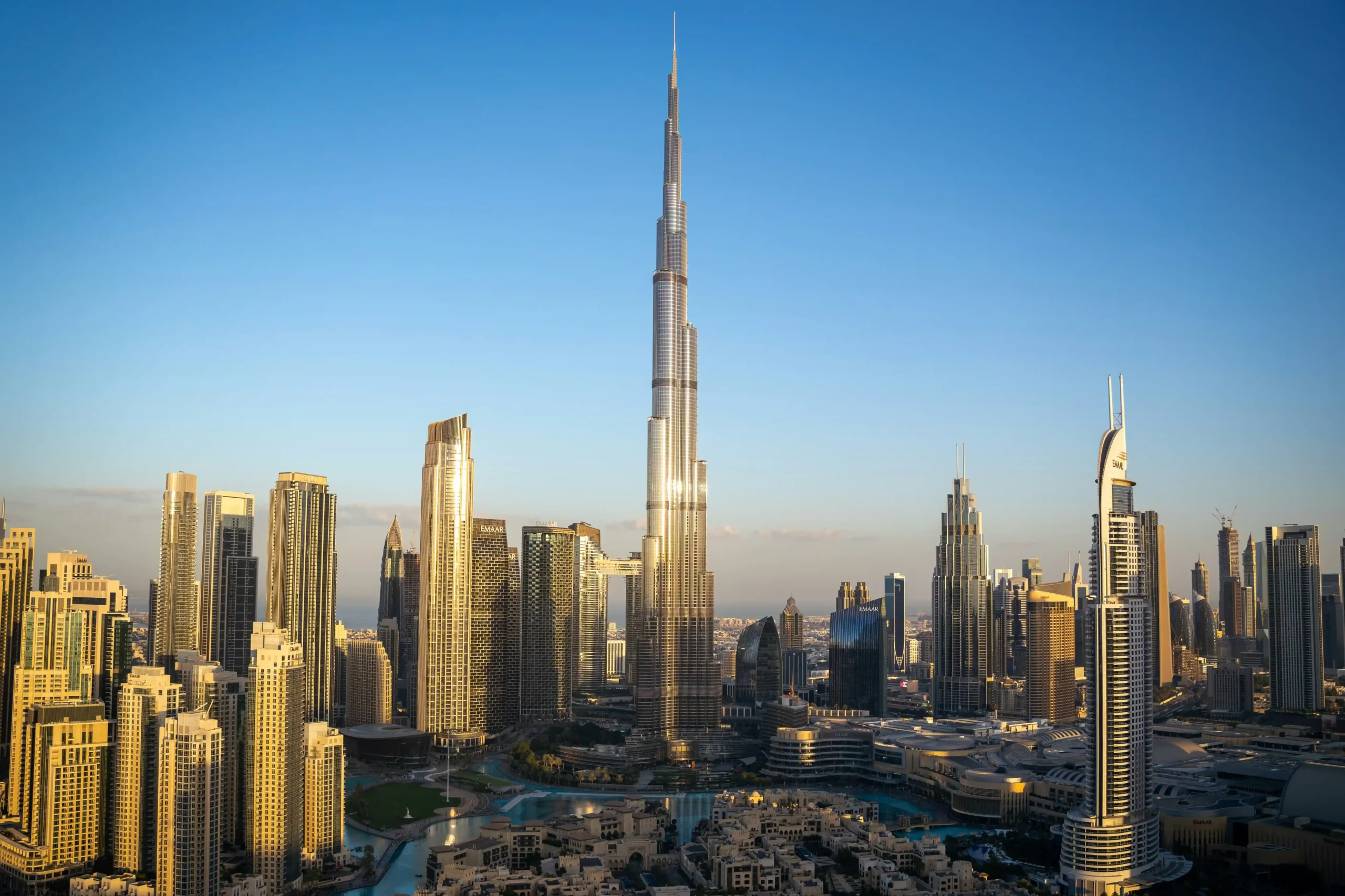 Burj Khalifa's Height is put on display against the rest of the Dubai skyline