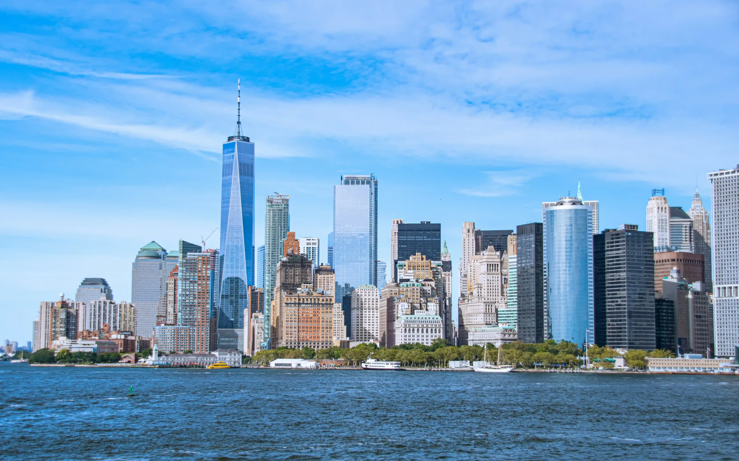 New York skyline view of Lower Manhattan and the One World Trade Center