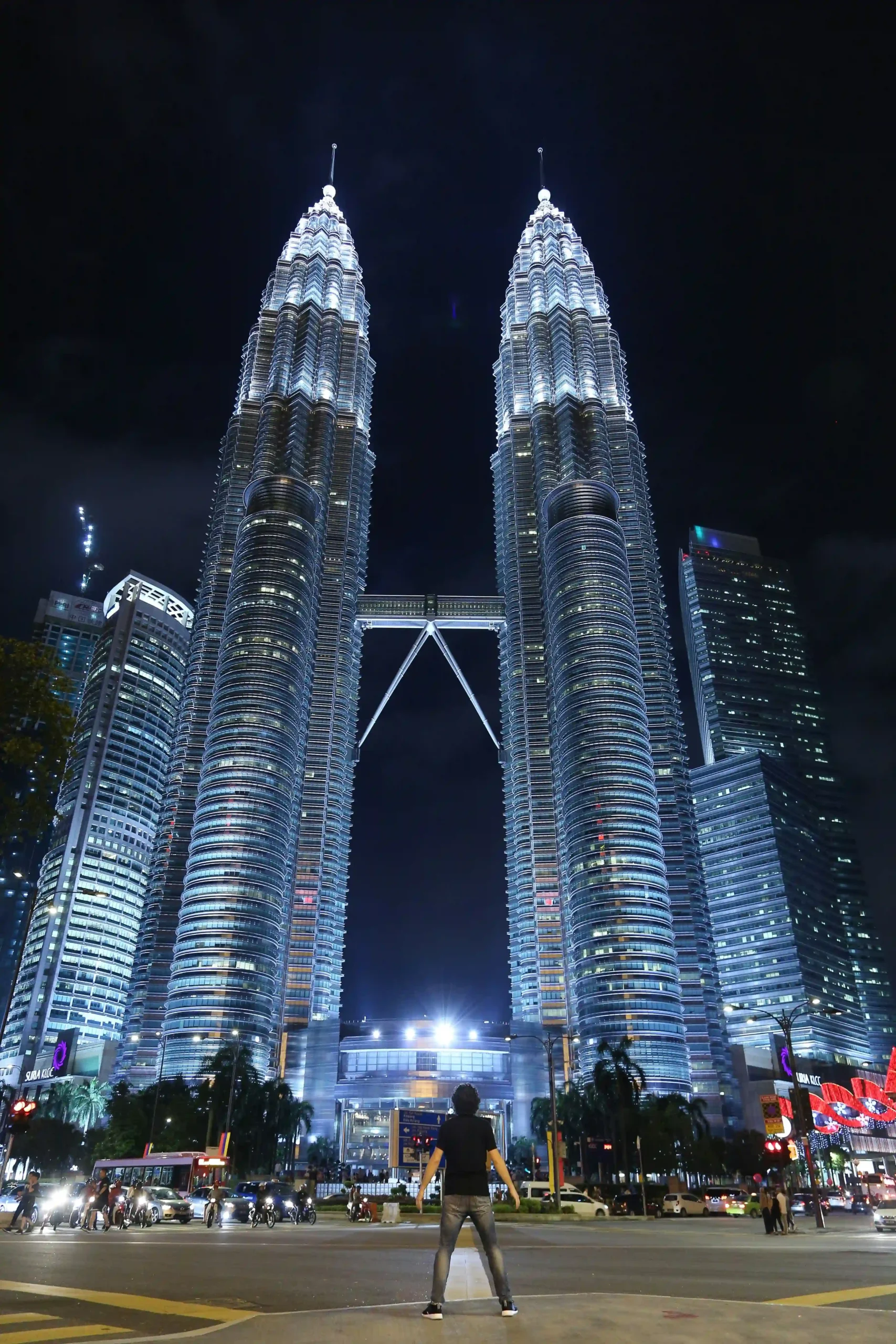 Petronas Towers: Stats, Engineering, and Fun Facts Petronas Towers: Stats, Engineering, and Fun Facts petronas towers night view scaled