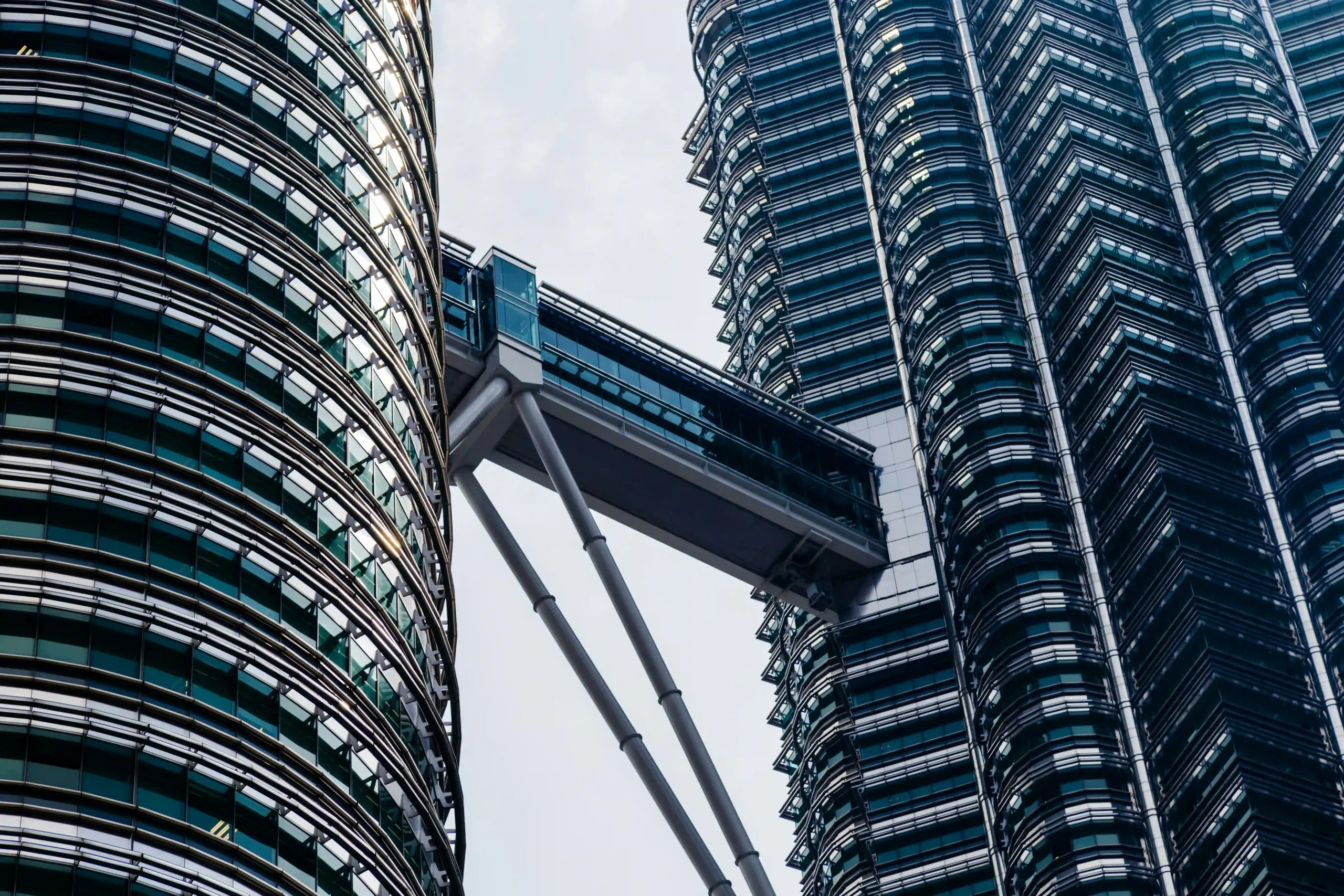 Petronas Towers: Stats, Engineering, and Fun Facts Petronas Towers: Stats, Engineering, and Fun Facts petronas towers skybridge scaled